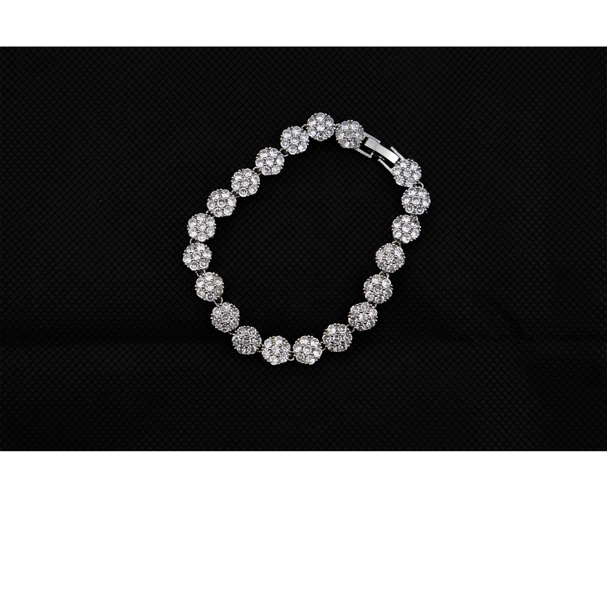 White Flores Bracelet